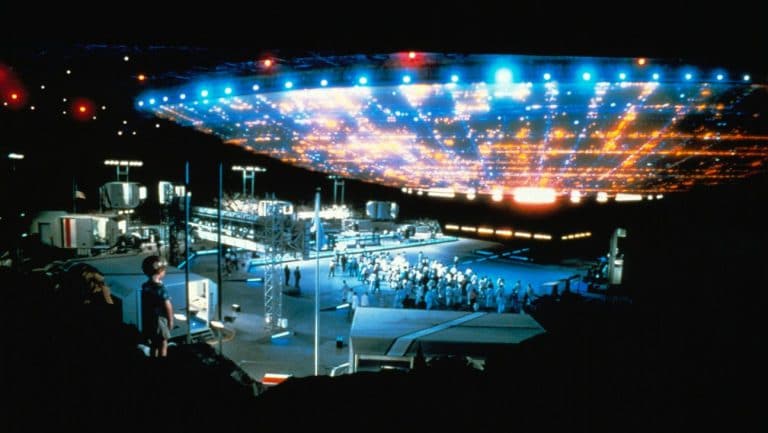 ปรากฏการณ์ ‘ดึงฟ้าต่ำ’ ใน Close Encounters of the Third Kind