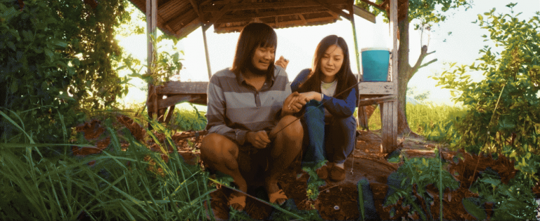 หมอปลาวาฬ ตัวแทนอำนาจรัฐไทยในหมู่(ไท)บ้าน : ความพ่ายแพ้ของคนนอกที่ไต่เส้นลวดอำนาจสาธารณสุขในยุครัฐเวชกรรม